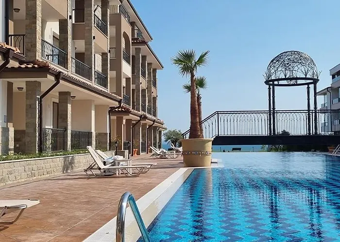 Sarafovo Deluxe * 布尔加斯