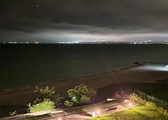 公寓 Sarafovo Deluxe *