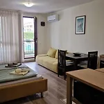 Sarafovo Deluxe * Burgas